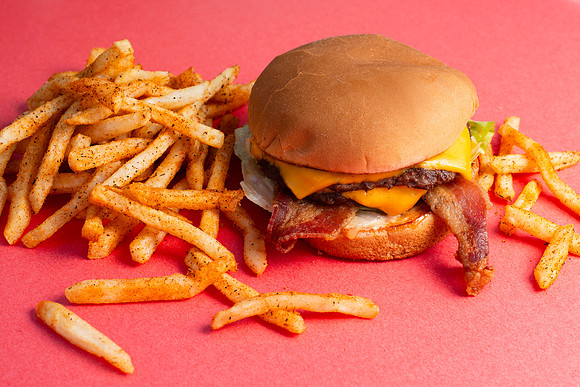 BaconCoveDeluxe010