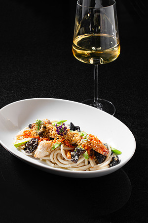 WebRes_DungenessCrabPasta002