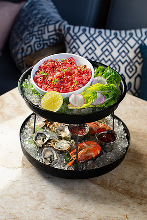 MayorsTableSeaFoodPlatter004