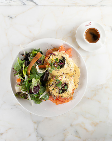 TruffleEggsBenedict001