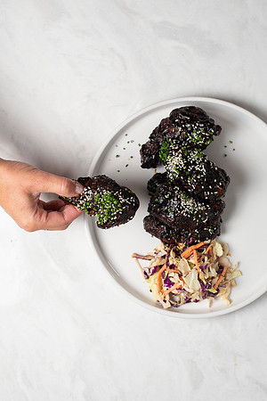 BlackGardenChickenWings004