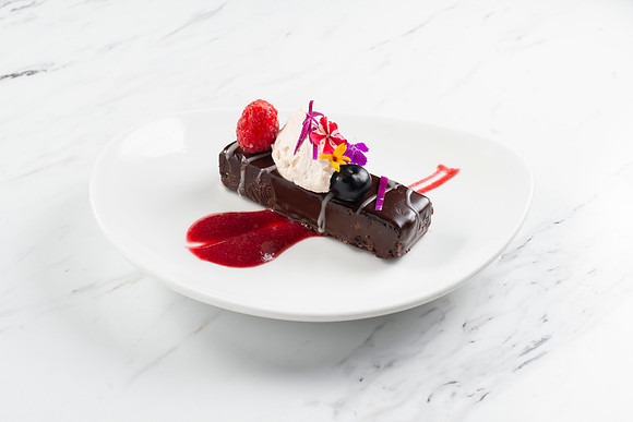 ChocolateFlourlessCakeWithCocktail_007
