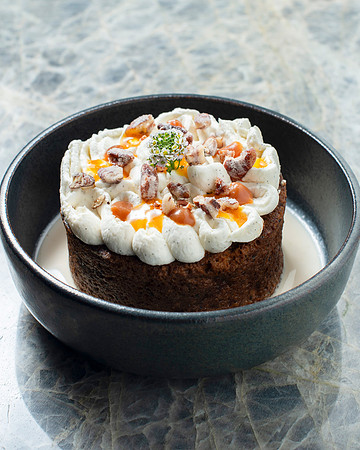 CaliforniaMedjoolDateCake 001