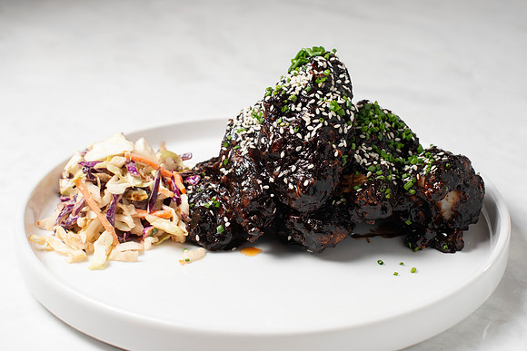 BlackGardenChickenWings002