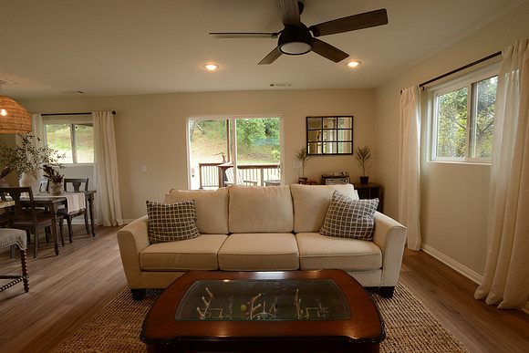 EJD_0396