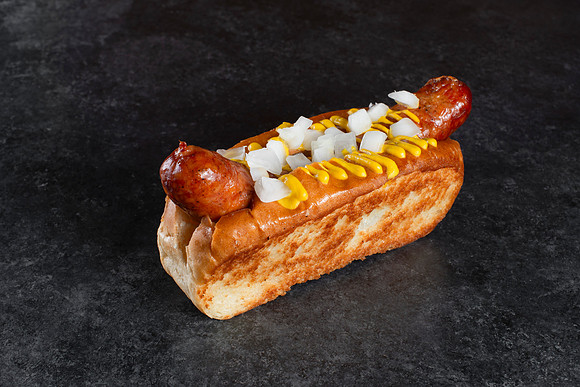 ClassicCheddarCheeseDawg006_HighRes