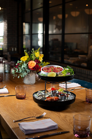 MayorsTableSeaFoodPlatter008