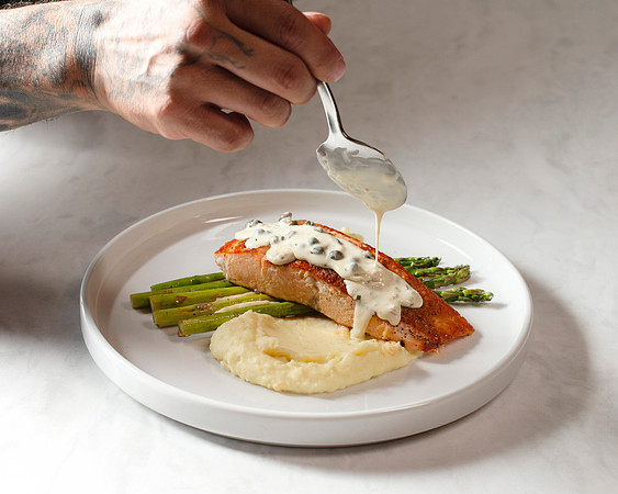 PanSearedScottishSalmon007_CROP