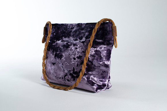 Large_Velvet_Square_012