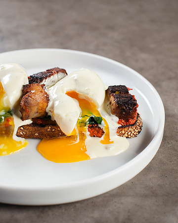PorkBellyBenedict 008