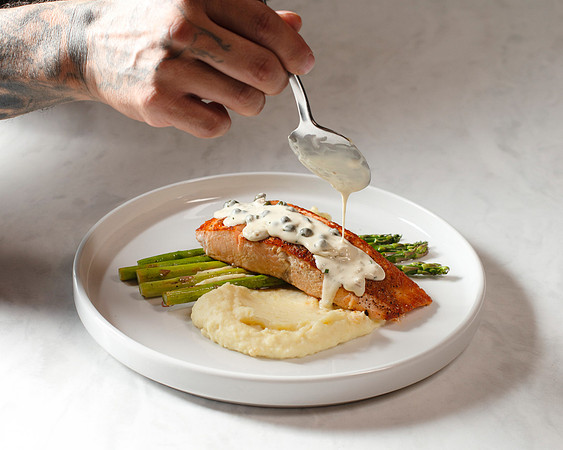 WebRes_PanSearedScottishSalmon007_CROP