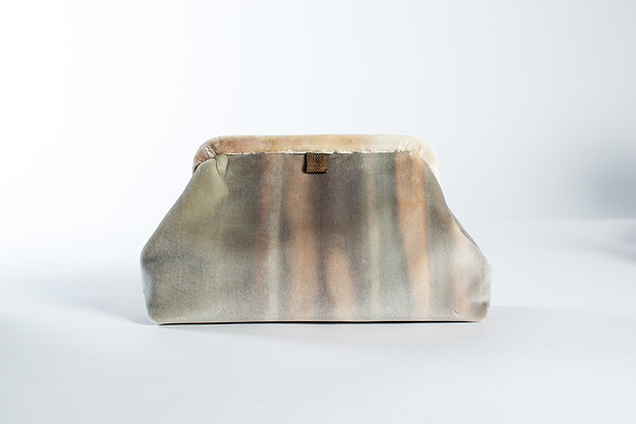 Ombre_Velvet_Clutch_030
