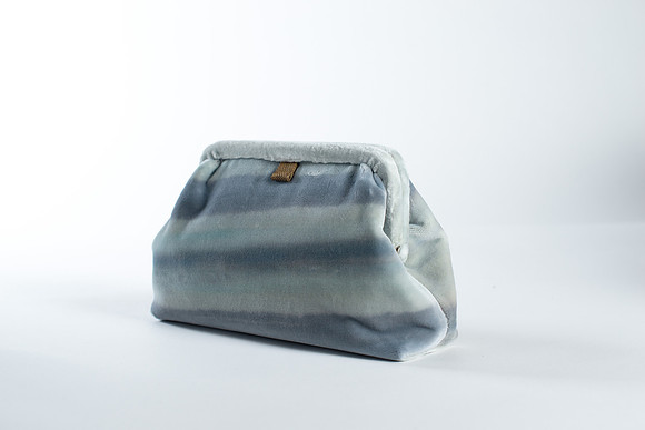 Ombre_Velvet_Clutch_042