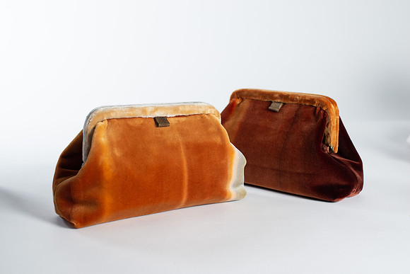 Ombre_Velvet_Clutch_006