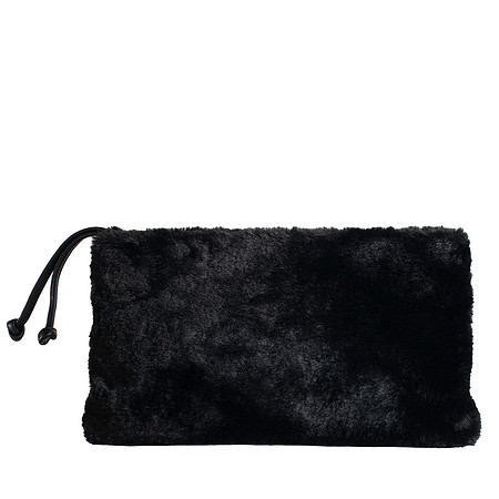 MarianPaquette_Spring25_LongBag_001
