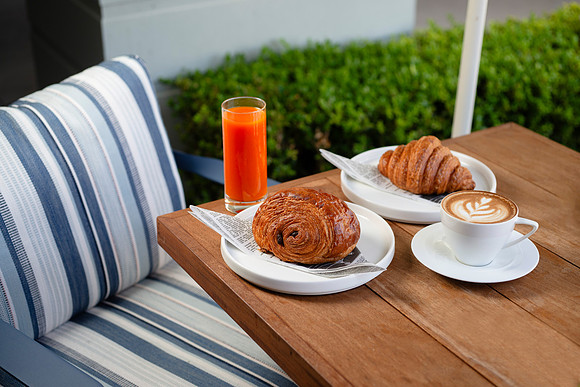 WebRes_ChocolateCroissant005