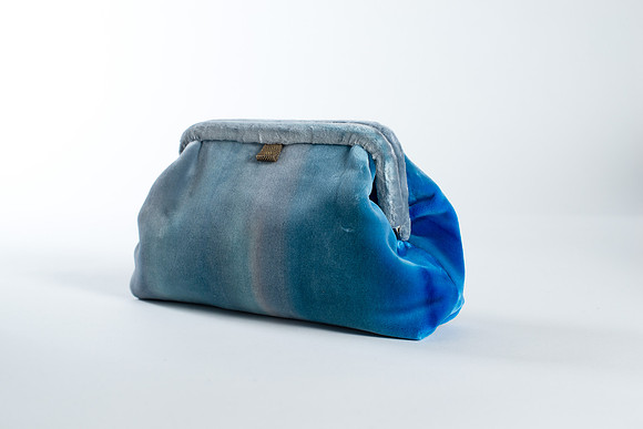 Ombre_Velvet_Clutch_010