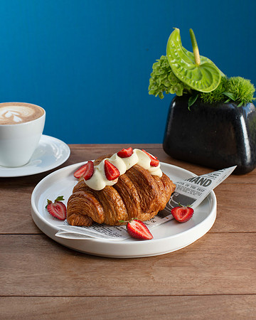 WebRes_StuffedCroissant004
