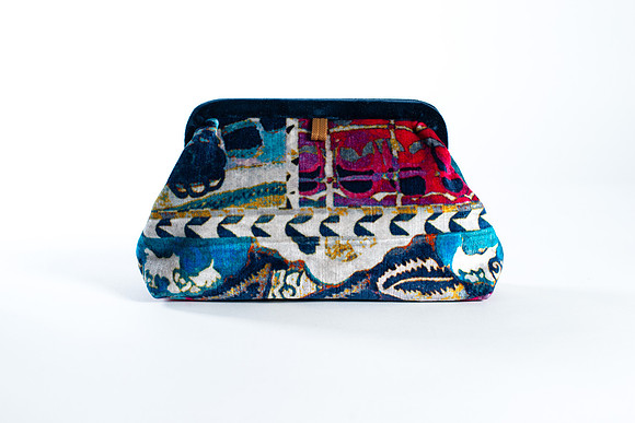 Patterned_Clutch_026_BACKS