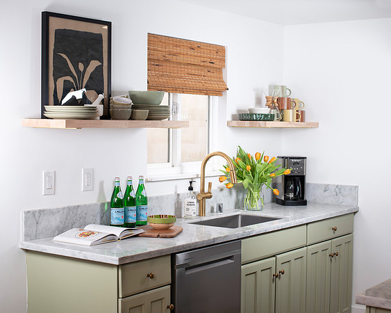 Kitchen002