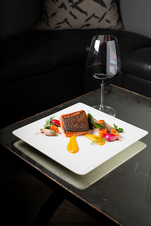 SelanneSteakTavern044