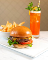 Cheeseburger005_CROP