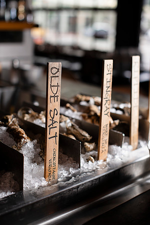 OysterBar003_HighRes