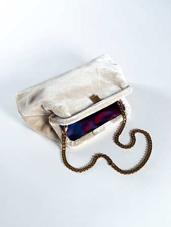 Smooth_Velvet_Clutch_006