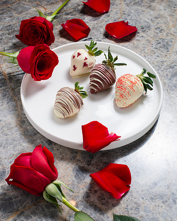 ChocolateDippedStrawberries006