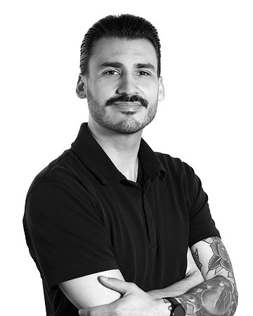 AndrewHernandez_007_CROP_BW