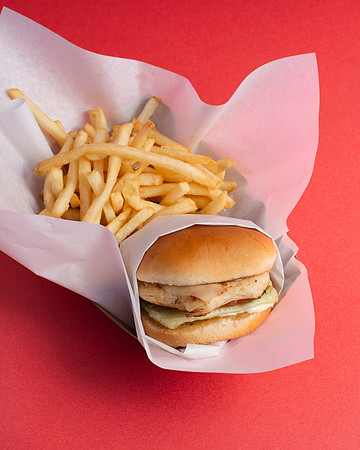 GrilledChickenSandwich001