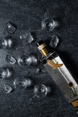 VodkaSnifters016