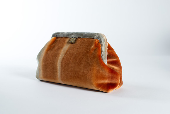 Ombre_Velvet_Clutch_003