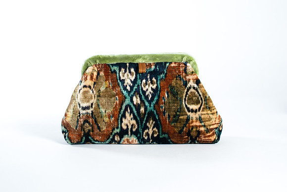 Patterned_Clutch_017_BACKS