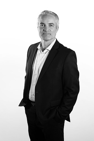 AaronFry_003_GrayFade_BW