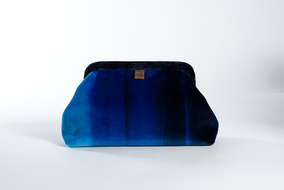 Ombre_Velvet_Clutch_035